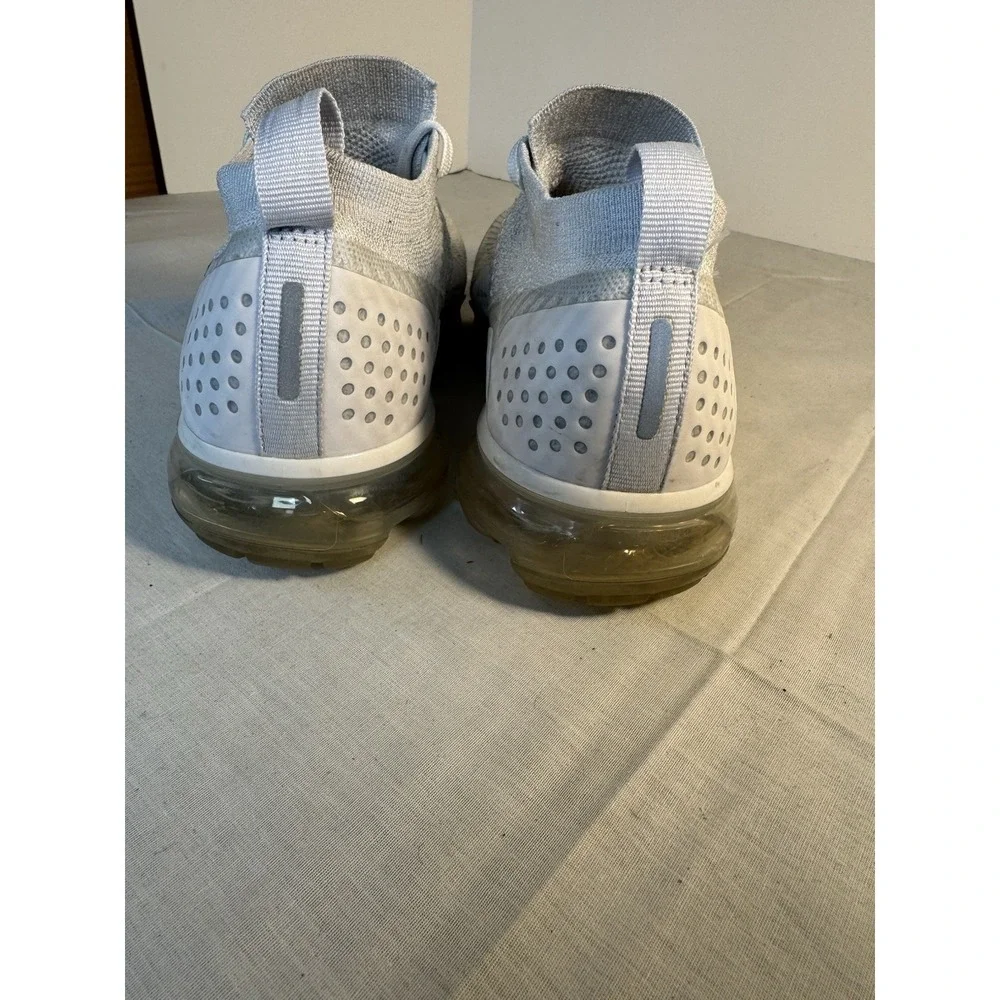 Nike Womens Air VaporMax Flyknit 2 White Vast Grey Running Shoes Sz 8 942843-105